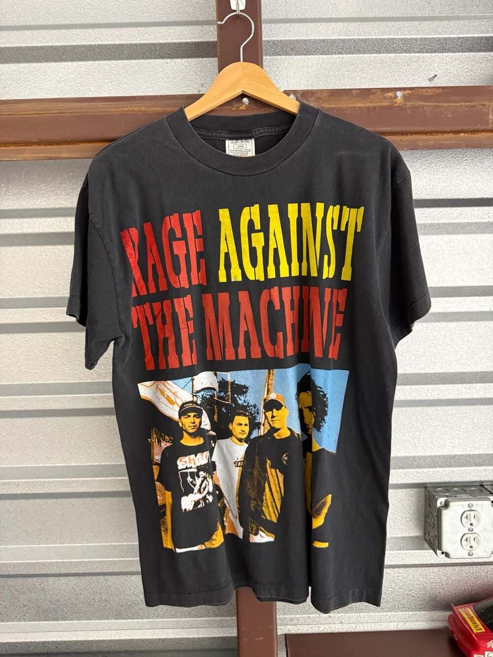 Rage Against The Machine Against All Odds T-Shirt Size Large Modern Boot